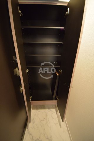 スワンズ江戸堀ウエストパークの収納|スワンズ江戸堀ウェストパーク　シューズボックス