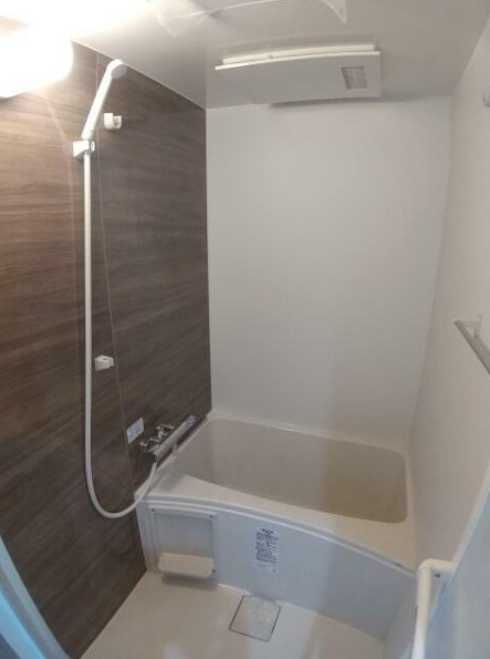 練馬区練馬１丁目のアパートの浴室