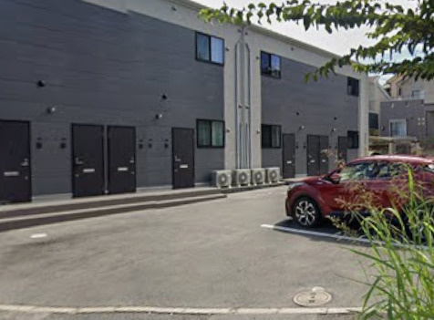 ステイザテラス王寺の駐車場