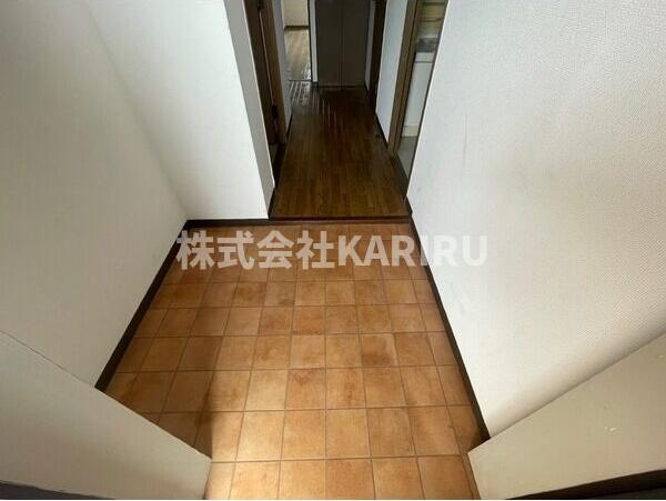 フェアリー城東の玄関