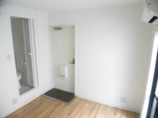 【居間・リビング】 | 広々としたお部屋です