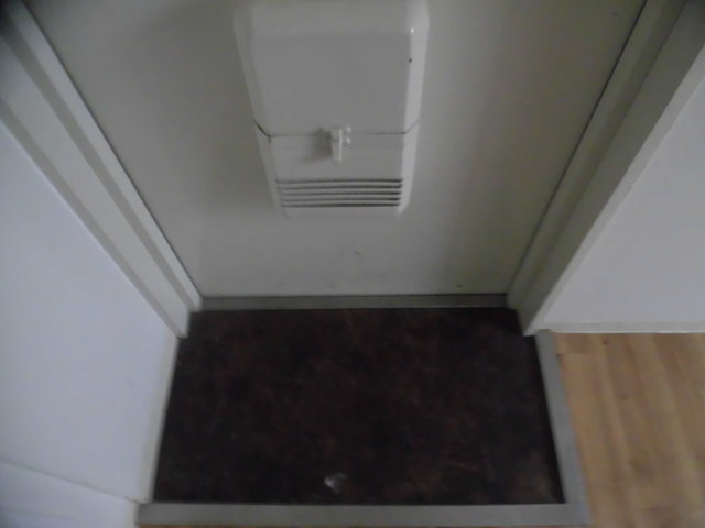 【玄関】 | ポスト付きの玄関です