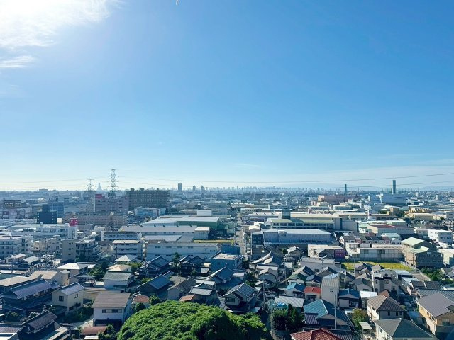 ダイアパレス新石切フォレストタウン292の展望|日が暮れると、きらめく夜景が心を落ち着かせ、一日の疲れをやさしく包み込みます