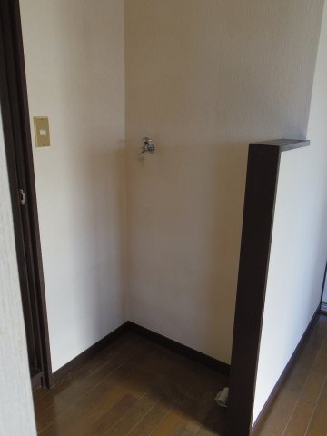 コーポタナカの設備|洗濯機置き場