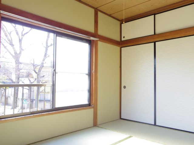 コーポタナカの和室