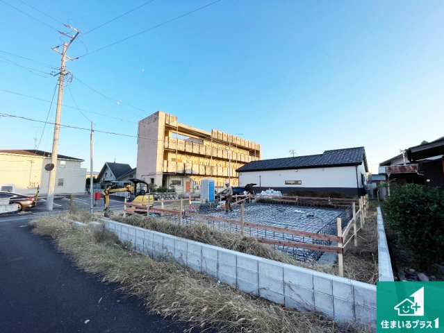 亀山市野村　第1期　新築一戸建ての外観|現在建築中！落ち着いた街並みで新生活を始めることが出来そう！周辺の物件も併せてご紹介させて頂きます！