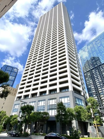 コンシェリア西新宿タワーズウェストの外観