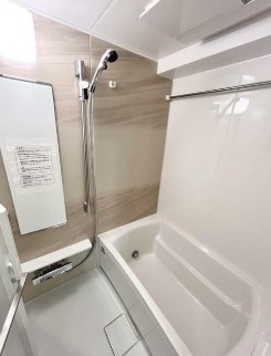 【浴室】 | STANDZ高井戸 | 追い焚き機能、浴室乾燥機付きバス。