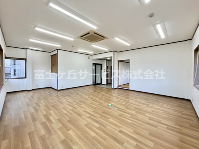 【内装】 | 菊川市下平川 店舗事務所 | 2階事務所
