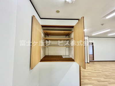 【収納】 | 菊川市下平川 店舗事務所 | 2階の収納