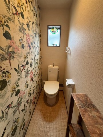 野田市三ツ堀　中古戸建　平成29年築のトイレ