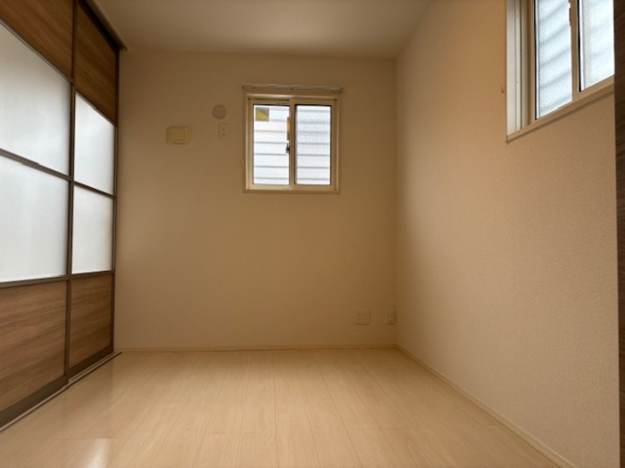 ベル・レーブ ルーチェ・チアラ    ルーチェ・チアラ の洋室|スタンダードな洋室です