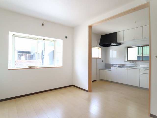 成田ハイムの居間・リビング|※他号室の写真の為異なる場合は、現況優先とします。