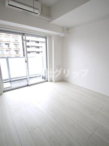 クラリッサ横浜シエルの洋室