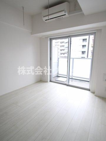 クラリッサ横浜シエルの洋室