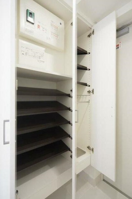 【玄関】 | i-Suite HigashiNakano