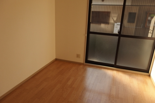 メゾン・ダリアＡの居間・リビング