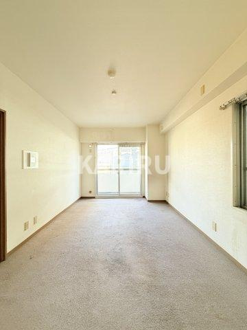 フェルティー・シャトー緑橋の洋室