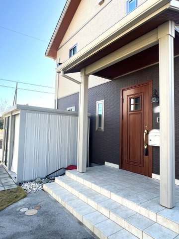 境港市米川町　中古住宅の玄関