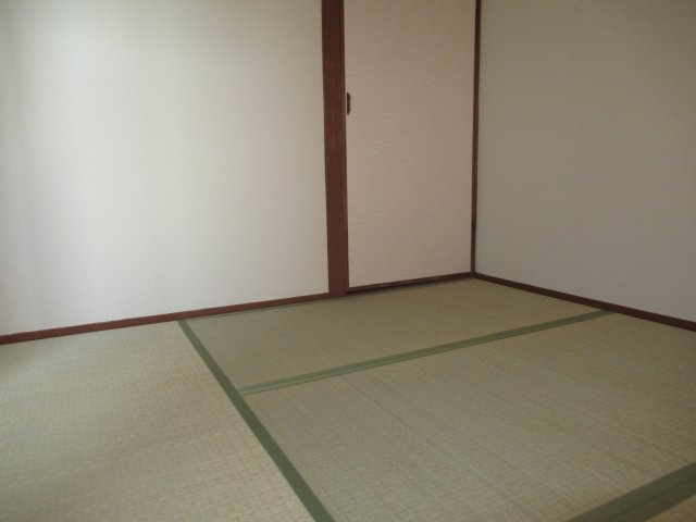 兵庫県公社　東垂水南（１）６Ｂ号棟の和室|和室があれば客間としても活用できます