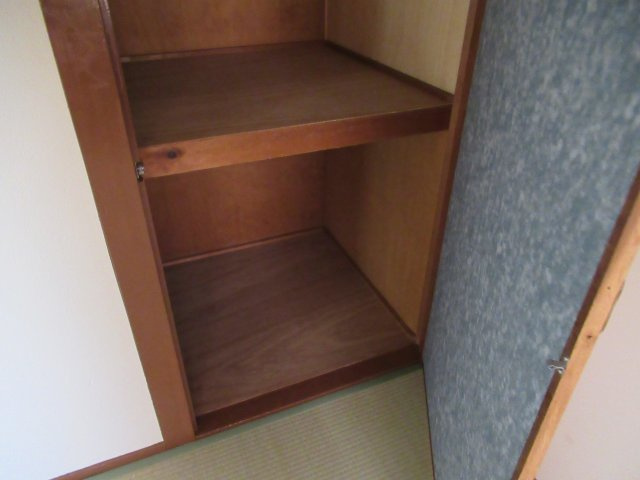 兵庫県公社　東垂水南（１）６Ｂ号棟の収納|大きなスペースがあり、収納には困りません