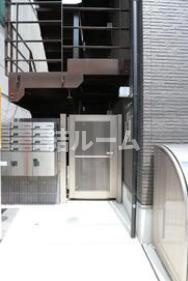 北区赤羽南２丁目のアパートのエントランス