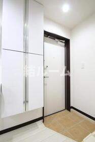 北区赤羽南２丁目のアパートの玄関