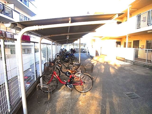 エンゼルハイム垂水の駐輪場