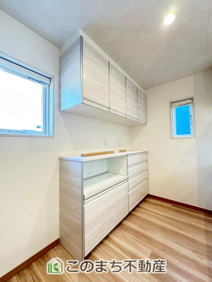 【収納】 | 宇都宮市富士見町モデルハウス | 大型のカップボードが標準装備なのはうれしいですね♪
