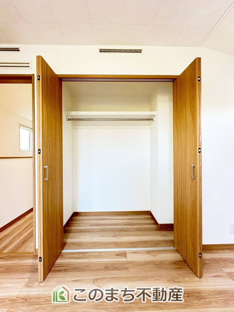 宇都宮市富士見町モデルハウスの収納|各居室に収納付で住みやすさにこだわっています♪
