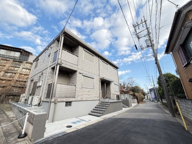 プレシャス3の外観