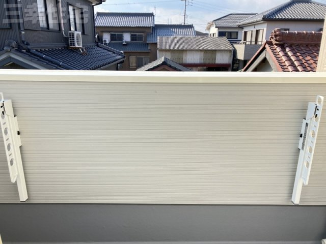 碧南市宮町の設備|バルコニーに物干し設備あります