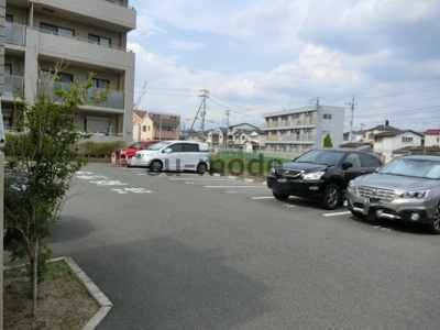 【駐車場】 | ヴィル・ド・フルール