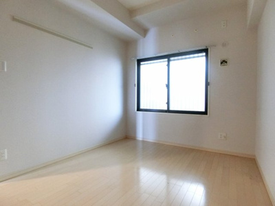 【寝室】 | ヴィル・ド・フルール