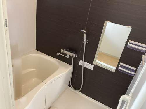 コリーヌ南Ａ，Ｂの浴室|きれいなバスルームです★