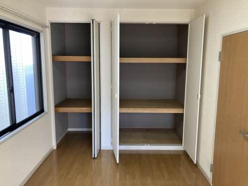 コリーヌ南Ａ，Ｂの収納|大きな収納スペースも魅力的◆