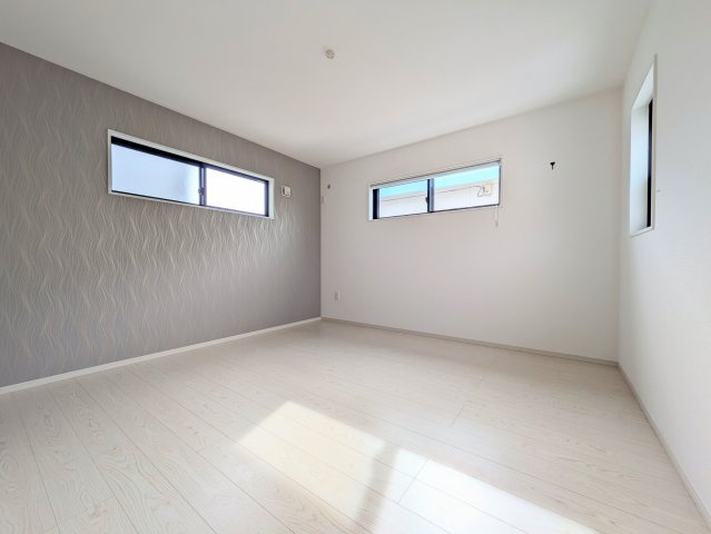 神戸市垂水区霞ケ丘２丁目戸建の洋室