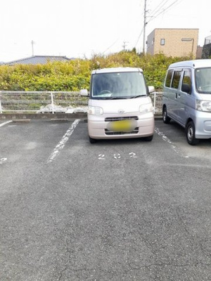 【駐車場】 | サンヒルズ上津