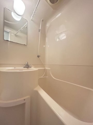 ライオンズマンション三宮の浴室