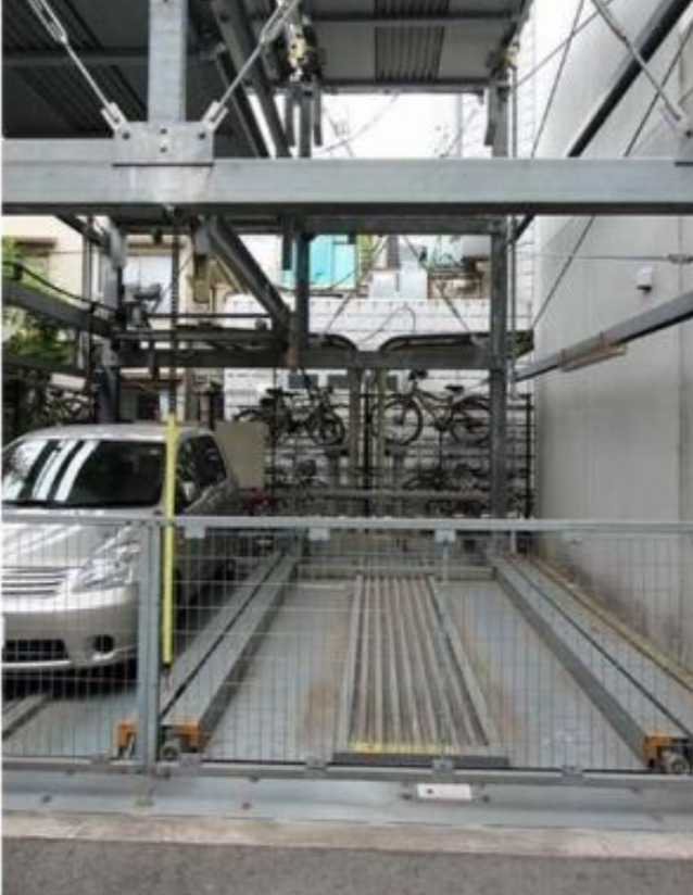 コンフォリア駒澤　駅近　礼金０　常時ゴミ出し可の駐車場