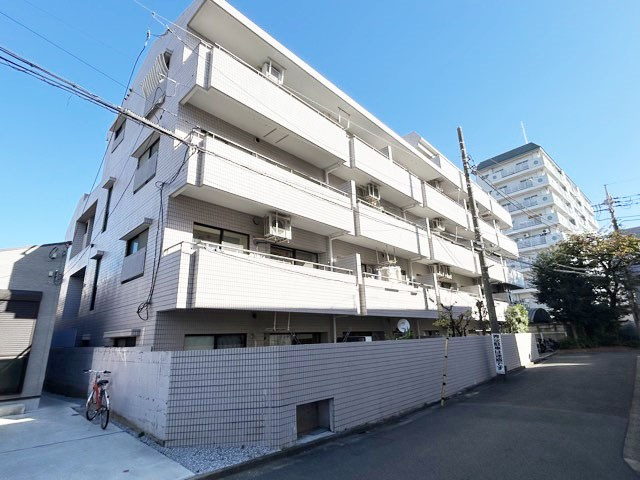 【現況写真】 | ライツ富士見台 | 前面道路と外観の様子です。～即日のご見学可能～　お問合せはお気軽にどうぞ。