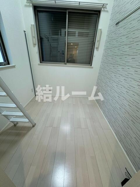 板橋区弥生町のアパートの居間・リビング|同シリーズ参考写真