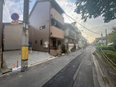 【前面道路含む現地写真】 | 墨江４丁目　売土地 | 前面道路約４．４ｍ！広々運転の苦手な方も安心ですね♪