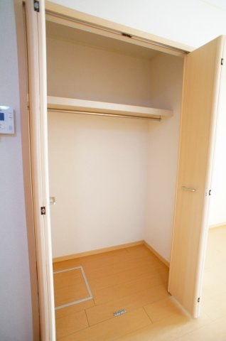 アパートメント　ノイの収納