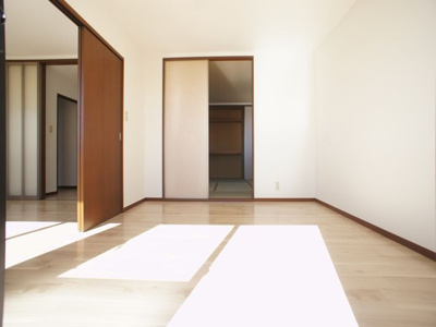 【寝室】 | サニーハウスみなみはらA | 清潔感のあるきれいな洋間です♪