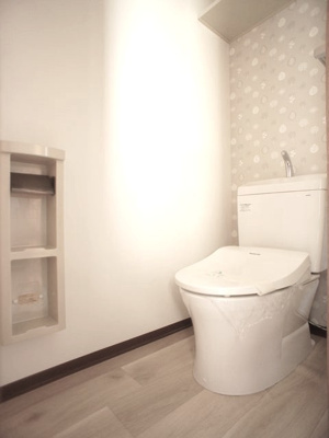 【トイレ】 | サニーハウスみなみはらA | 温水洗浄暖房便座機能付きです♪