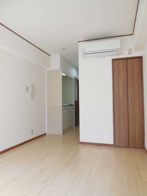 カーサメグロの居間・リビング|居室