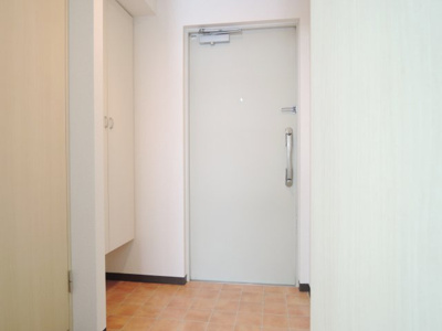 【玄関】 | エバーヒルズS棟