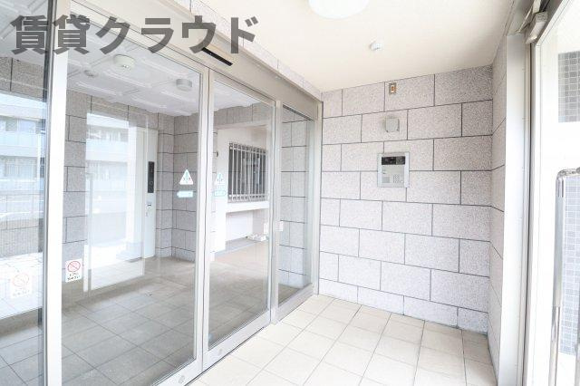 アーバンシャトー市原のエントランス|明日を自由に『Asfree』賃貸クラウド千葉蘇我店です！