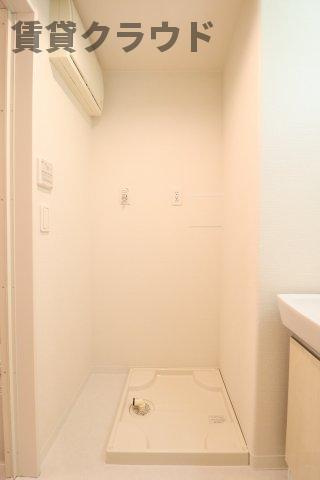 アーバンシャトー市原の洗面所|広い洗面スペース